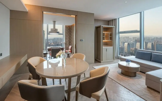 Grand Bay Hotel Chengdu