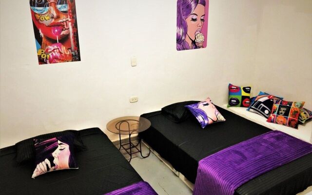 Hostal Egos Pop