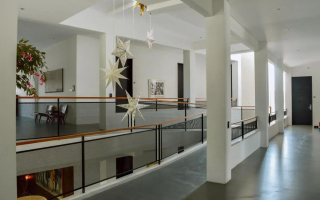 K Gallery Hotel