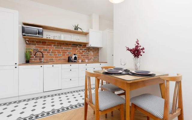Atmospheric Apartment by Renters
