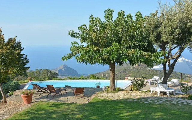 Villa Ciliegio 8 in Cefal