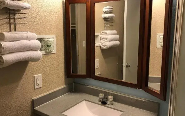 Midtown Inn