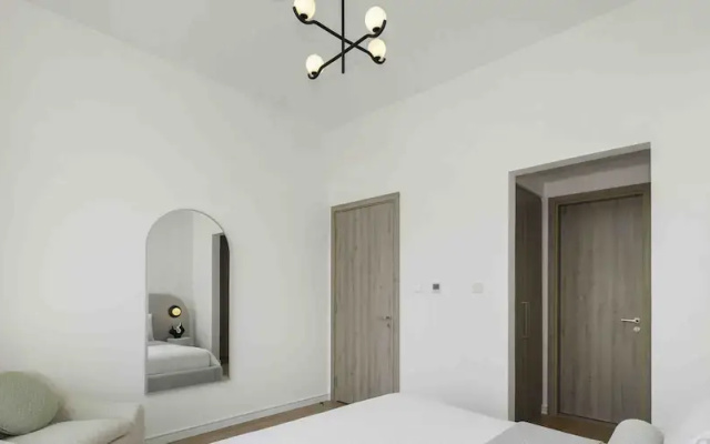 LUX The Dubai Hills Executive Suite
