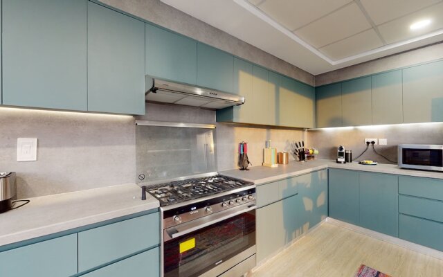 2201 Bellevue Towers