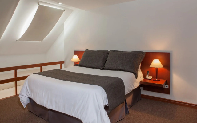 Cora 96 Street Suites & Apartments