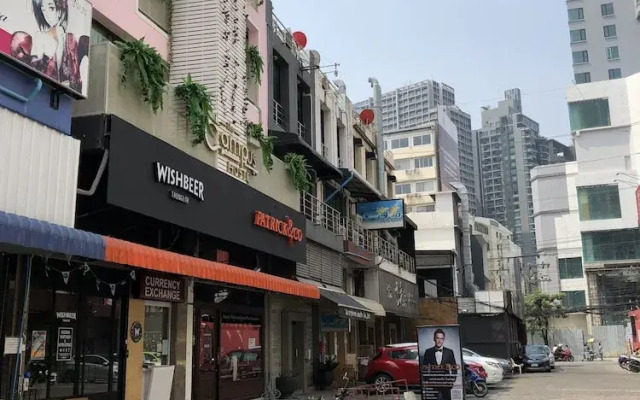 The Campus Hostel Thonglor