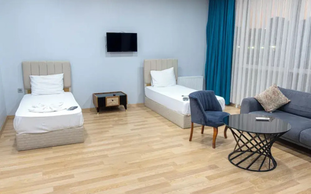 Zoom Hotel