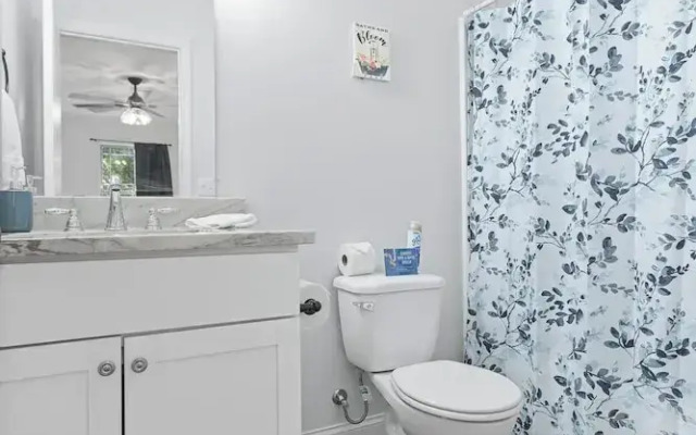 Trendy at Hoyt Two Homes