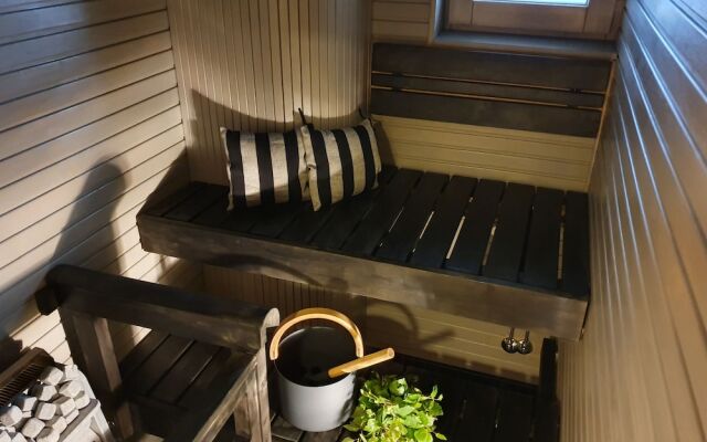 Superb 1BR home with sauna and terrace