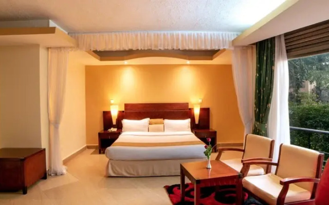 Studio Suite in the Royal Suites Hotel