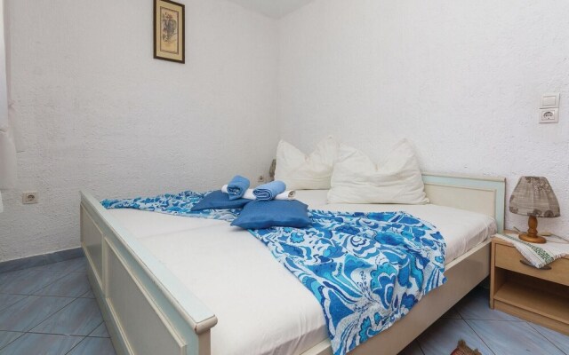 Amazing Apartment in Vir With 1 Bedrooms and Wifi