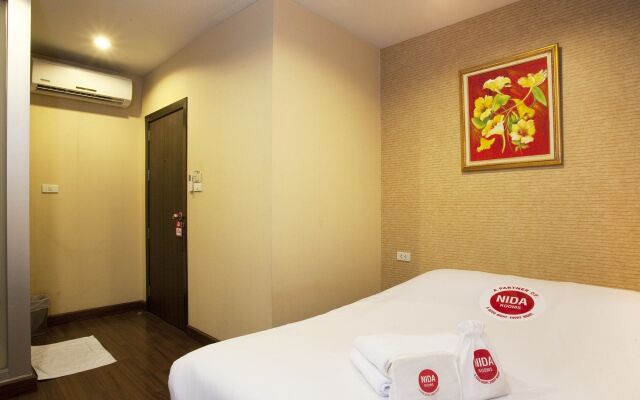 Nida Rooms Phrakhanong 984 Station at Take A Rest