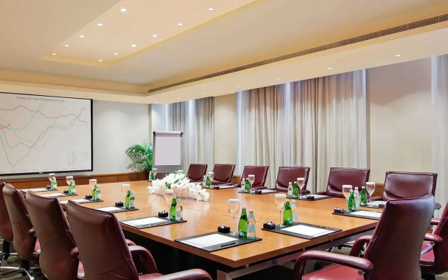 Swissotel Al Murooj Dubai Hotel