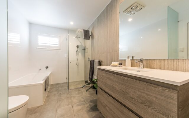 Sandcastle, 26a Winsor Street