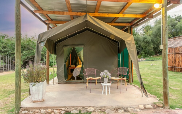 Schoemanshoek Glamping & Self Catering