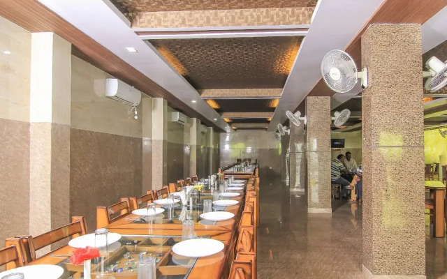 Surya Continental Hotel by OYO Rooms