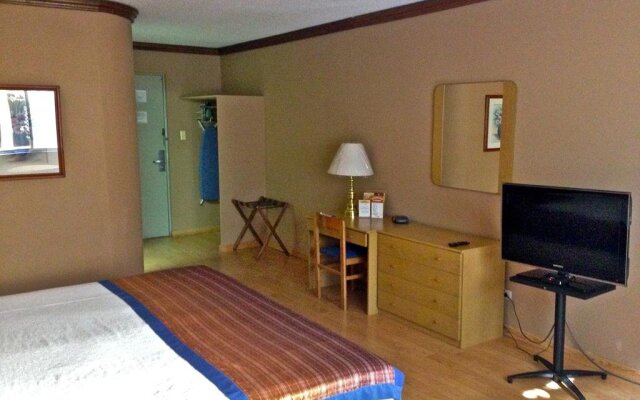 Hotel El Camino Real