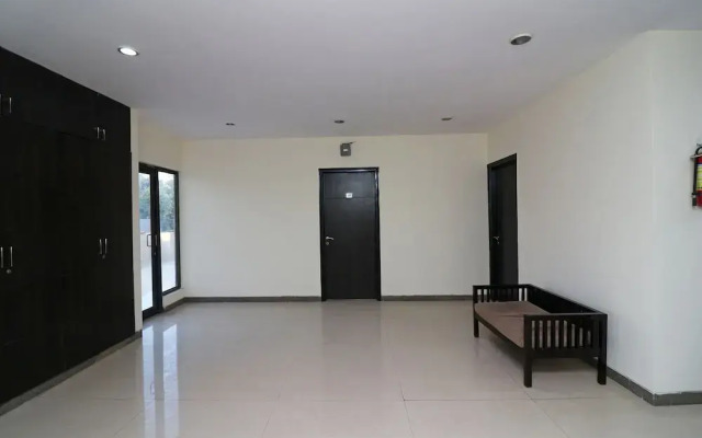 OYO 24624 Kaycee Residency