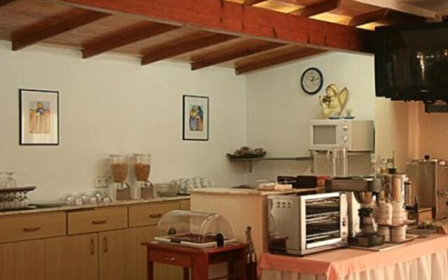 Hostal Europa Punico