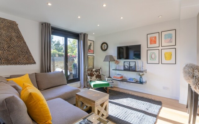 Modern 2 Bedroom Apartment Near Portobello Road