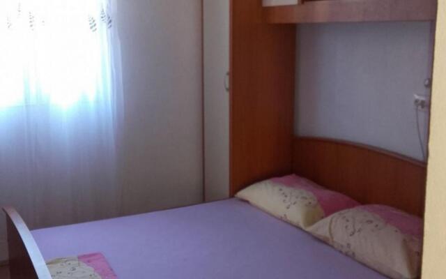 Slaven - 50 m from beach - A1(4+2)