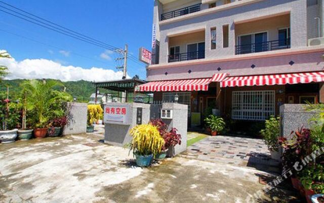 Day-rich Hostel