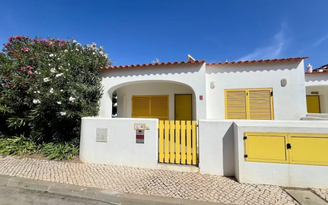 Vilamoura Club Villa 1 by Homing