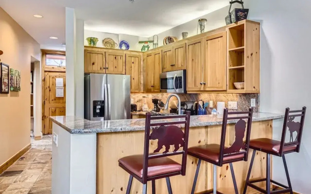 8712 Ski Tip Townhomes 3 Bedroom Townhouse