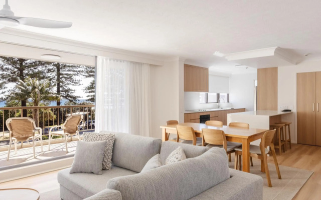 Columbia Beachfront Apartments