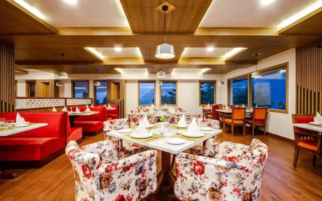 Anand Vardhan Resorts