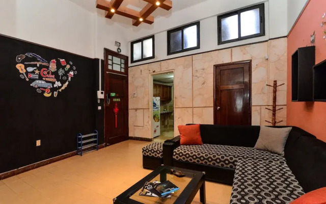 Modern and Central With Private Roof Deck