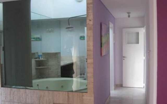 Reyna Violeta Bed & Breakfast