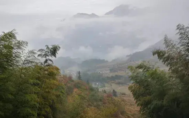 Yunhe Terrace Yunxi Homestay (Baiyingu Scenic Area Shop)