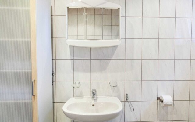 Cozy Apartment in Rommersheim near Forest