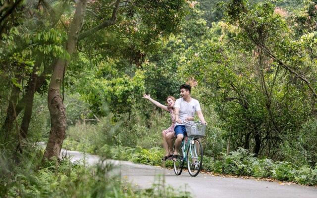 Lapinta Luxury Cruises