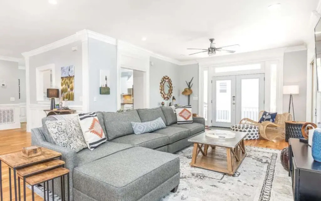 A Wave From It All by Tybee Vacation Rentals