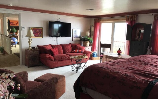 Mermaid's Muse Bed and Breakfast
