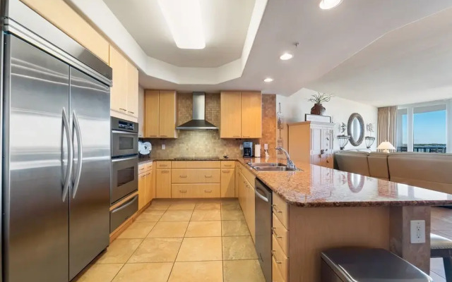 Crd0708 2 Bedroom Condo