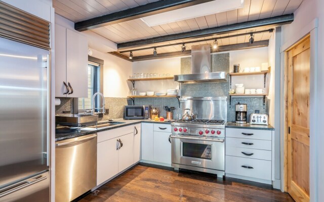 Town Jewel by Exceptional Stays