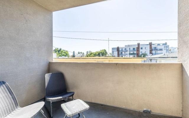 Heaven on Midtown Fully Furnished Apts