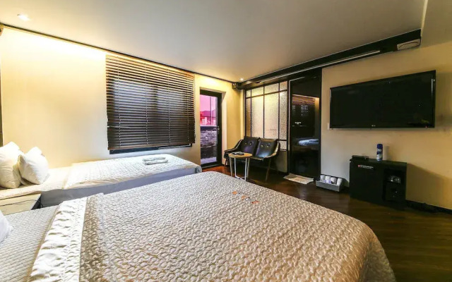 Sasang 2heaven Hotel