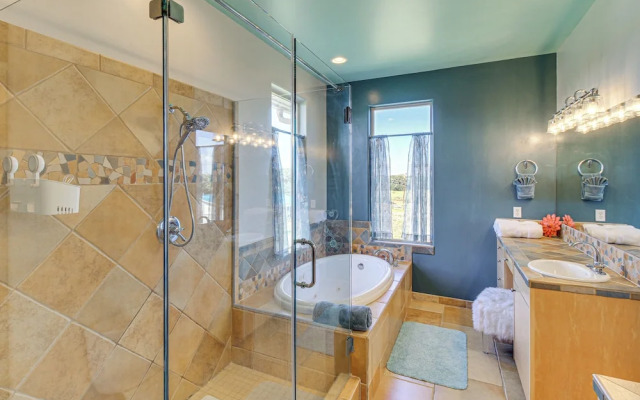 Private Pier: Waterfront Fulton Villa!