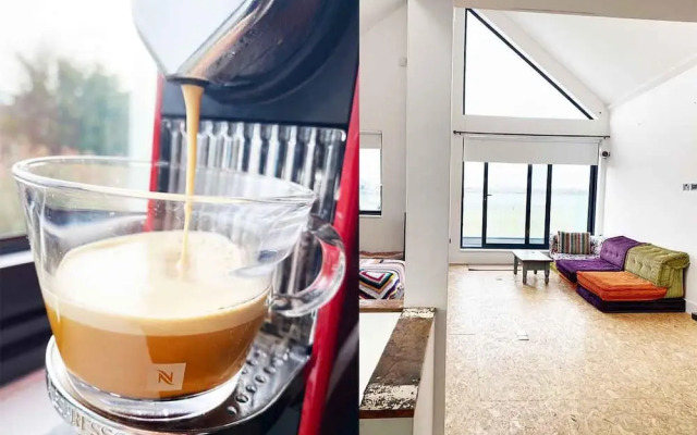 Luxurious Designer Penthouse - Grand Bay Views