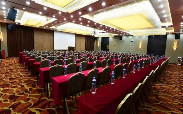 kaiserdom Hotel Huanshi Road Tao jin Metro Station