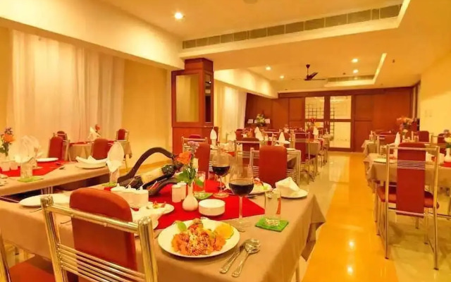 Dhanunjayas Luxury Hotel