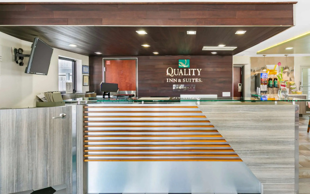 Quality Inn & Suites