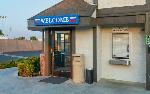 Motel 6 Merced, CA - North