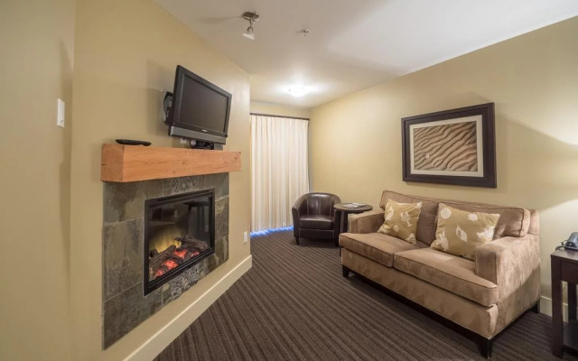 Creekside Suites @ Pacific Shores