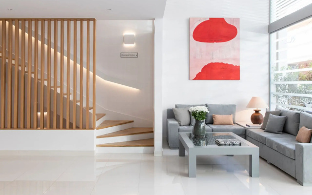 Gallery Suites & Residences, Piraeus