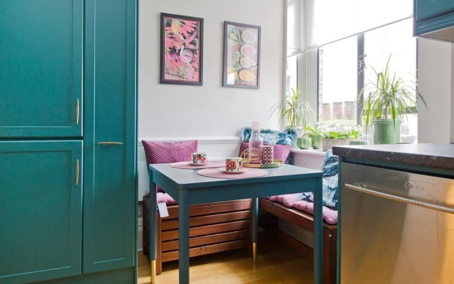 Luxurious 2-Bed Apt, 5 mins from Buckingham Palace